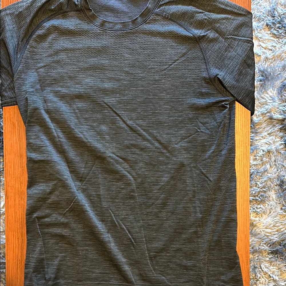 Lululemon Metal Vent Tech Shirt